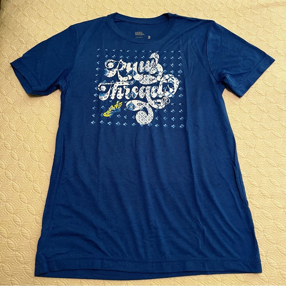 NEW Raw Threads Shirt of the Month Blue Floral Unisex Running Shirt (size Small)